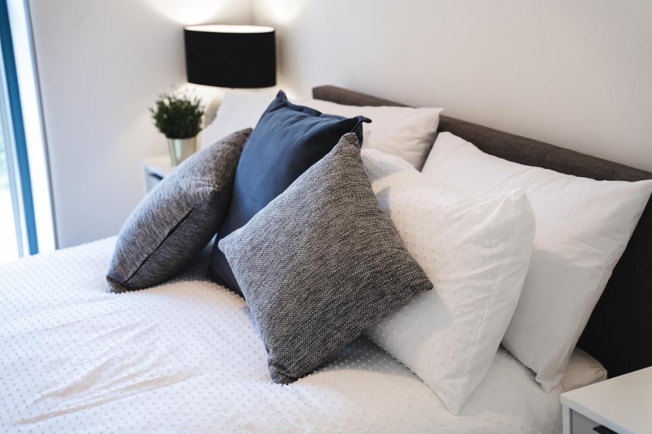 Modern 1-Bed Apartment - City Centre - Free Wi-Fi - New - Манчестър Екстериор снимка