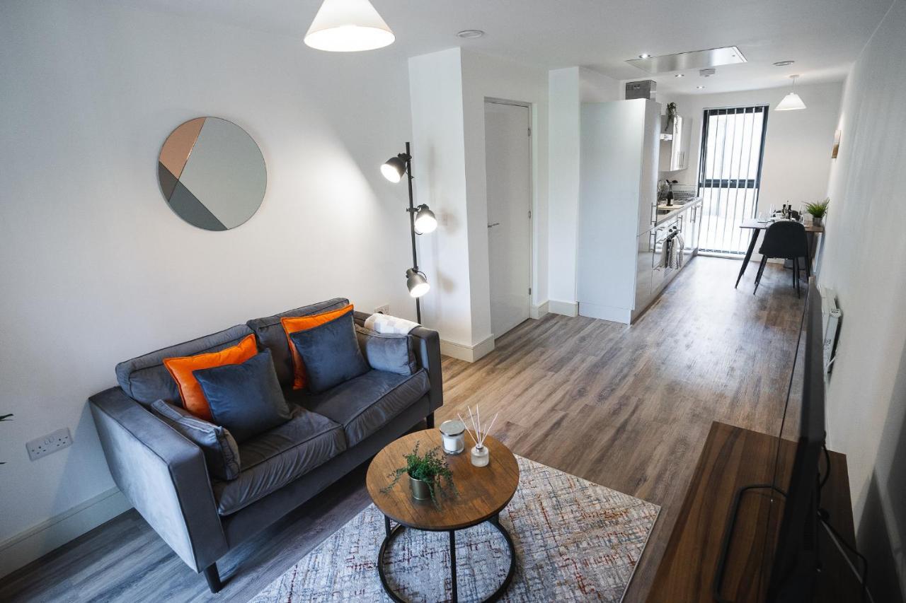 Modern 1-Bed Apartment - City Centre - Free Wi-Fi - New - Манчестър Екстериор снимка
