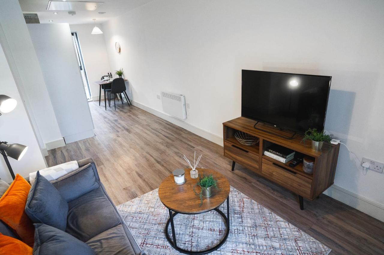Modern 1-Bed Apartment - City Centre - Free Wi-Fi - New - Манчестър Екстериор снимка